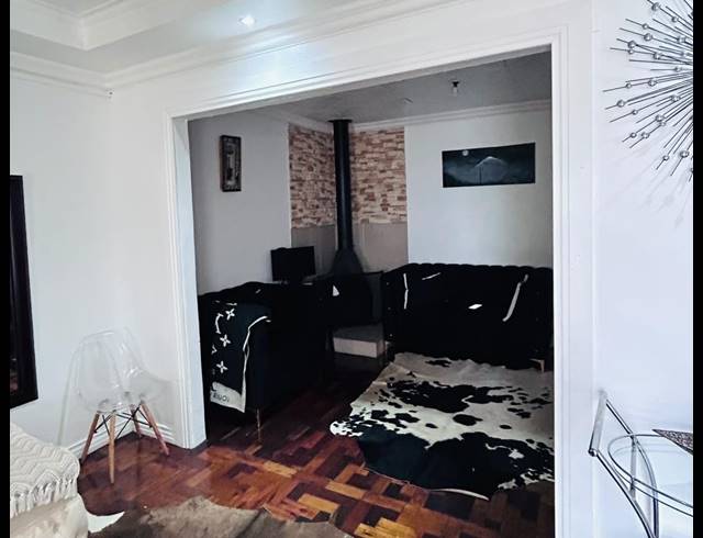 4 BEDROOM FREEHOLD FOR SALE IN GUGULETU